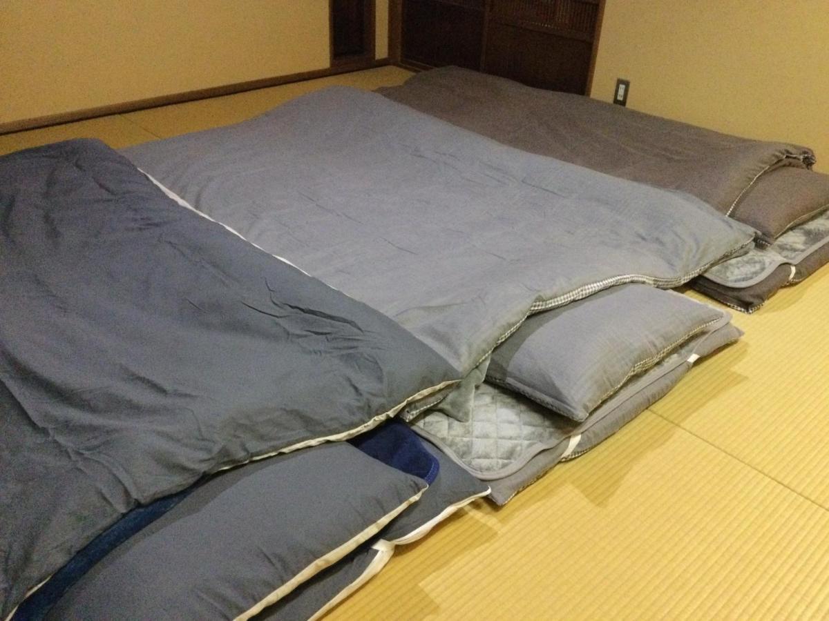 一客一亭の宿 遊楽 Satsumasendai Esterno foto
