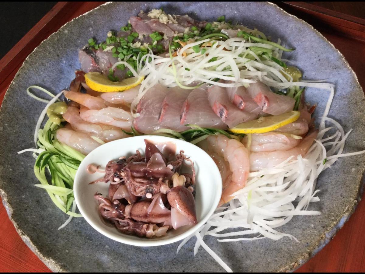 一客一亭の宿 遊楽 Satsumasendai Esterno foto